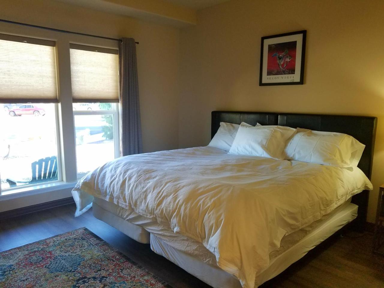 Zillah Lakes Inn Bagian luar foto