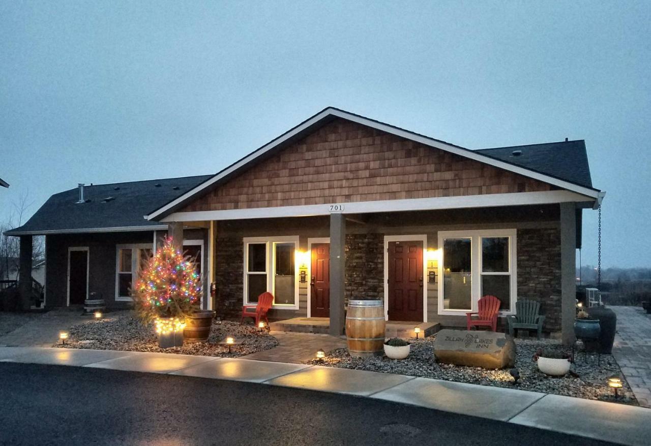 Zillah Lakes Inn Bagian luar foto